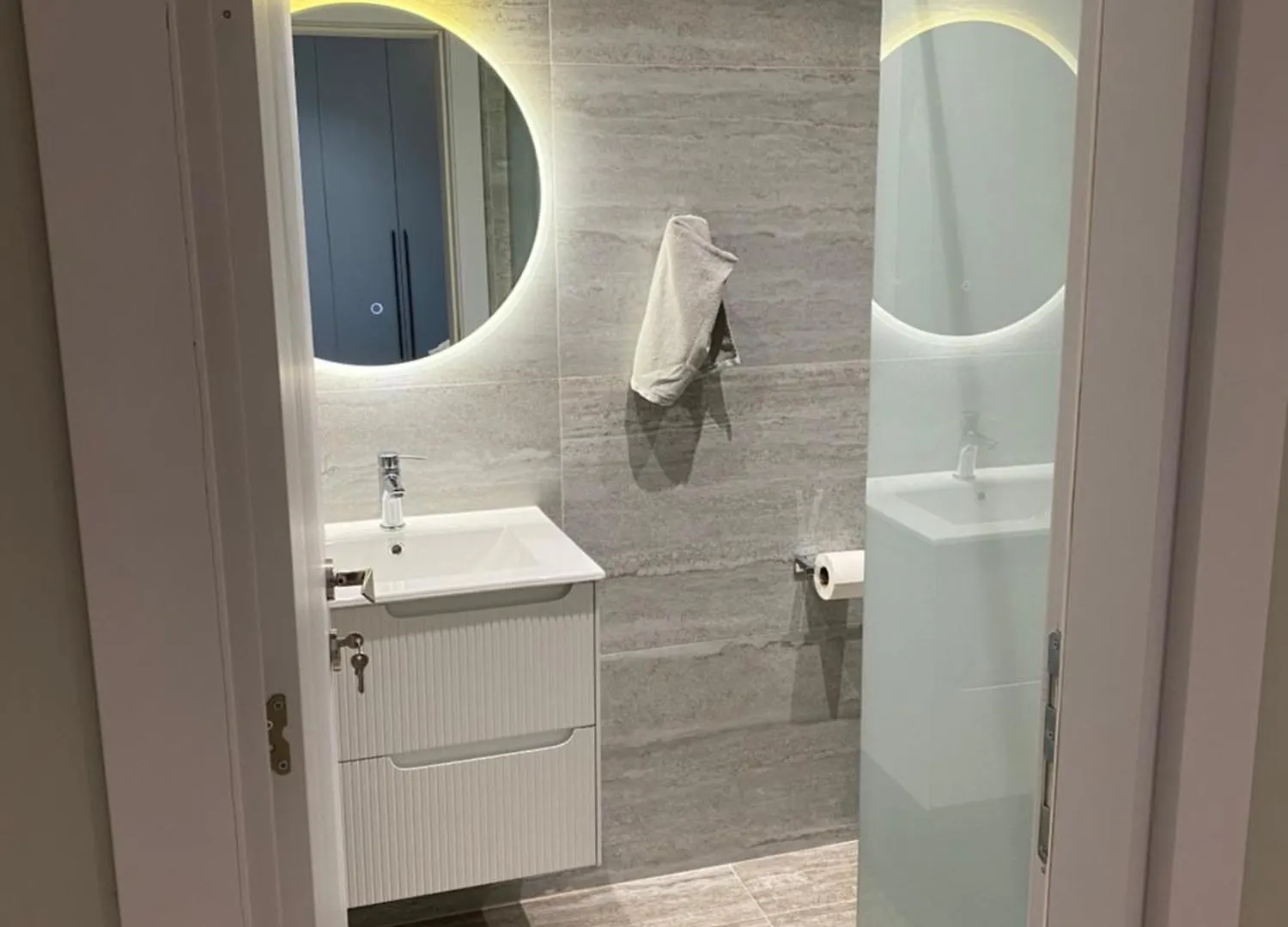 Erblin Apartment Sarande 0*,  Albania